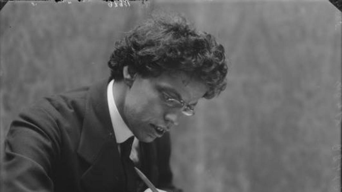 ¿QUIÉN ES EL AUTOR?